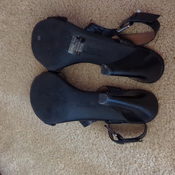 Franco Sarto black open toe ankle strap block heel 3.5" Size 9.5 - Picture 10 of 10